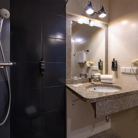 Sleepinroomz Boutique Hotel