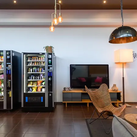 Sleepinroomz Boutique Hotel