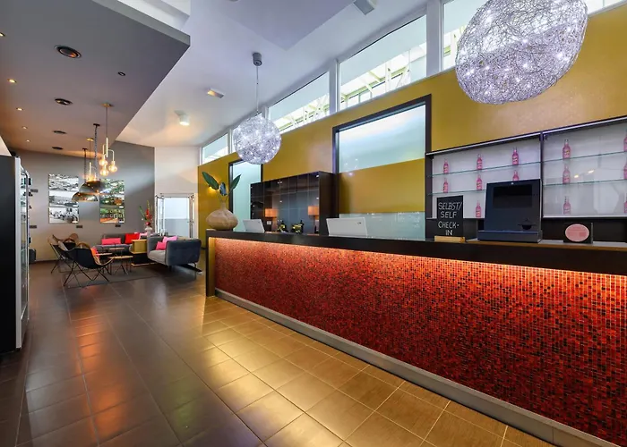 Sleepinroomz Boutique 3*