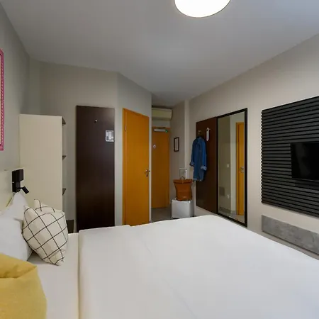 Sleepinroomz Boutique Hotel 3*