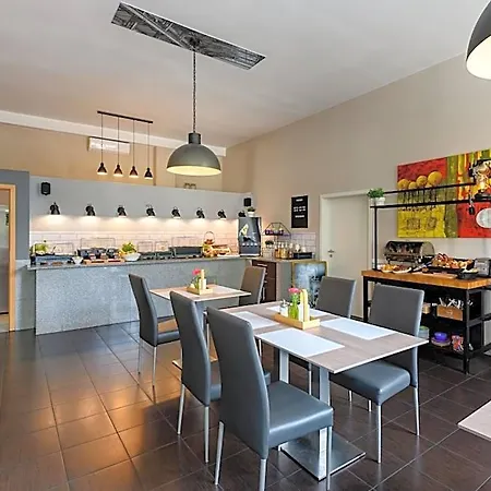 Hotel Sleepinroomz Boutique Dortmund-west 3*