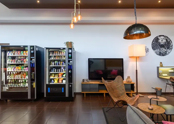 Sleepinroomz Boutique Hotel