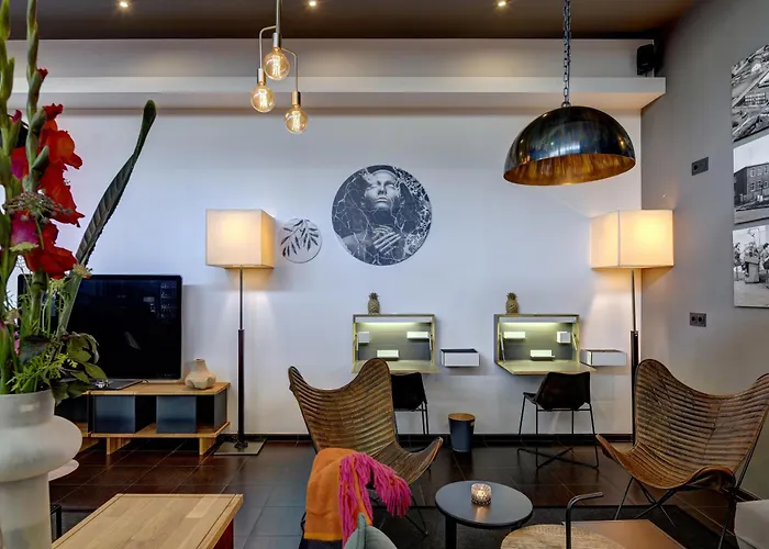 מלון Sleepinroomz Boutique 3*